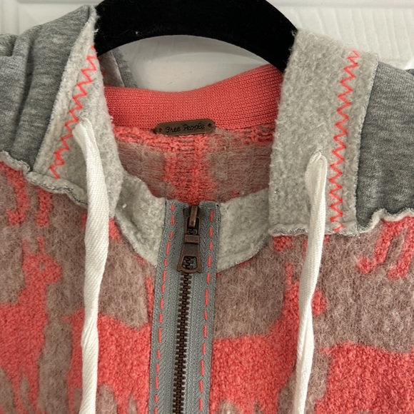 Free People Alpaca My Bags zip up 🦙 - Picture 2 of 5